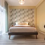 Apartamento Cornelia Cozy&elegance Flat *