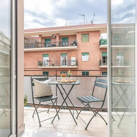 Διαμέρισμα Cornelia Cozy&elegance Flat
